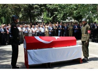 Şehit Uzman Onbaşı İçin Tören Düzenlendi