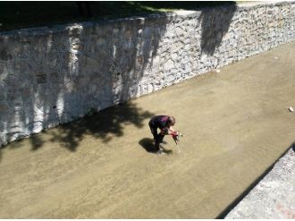 Kanala Düşen Kediyi İtfaiye Ekipleri Kurtardı