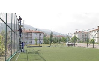 Başiskele’de Oyun Sahalarına Bakım