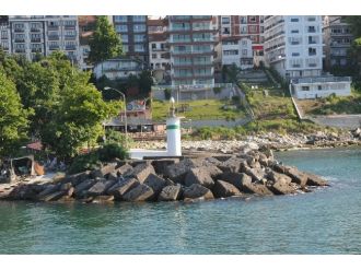 Akçakoca Balıkçı Barınağı Fenerleri Yenilendi