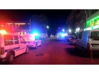 Valilik Önünde Şüpheli Çanta Paniği