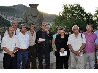 Chp Tunceli İl Teşkilatı, Suruç’taki Patlamayı Protesto Etti