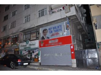Ak Parti İrtibat Bürosuna Silahlı Saldırı