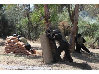 Karşıyaka’da Gençlerin Yeni Tutkusu Paintball