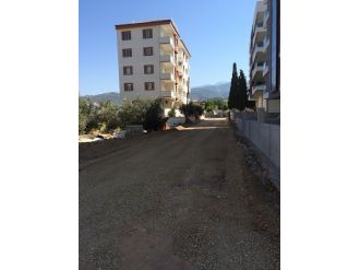 Yol Düzenleme Ve Bakım Çalışmaları Sürüyor