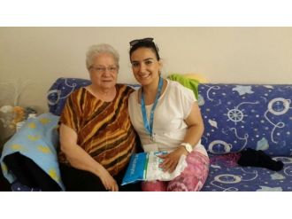 İzmitli Yaşlılar Yalnız Bırakılmıyor