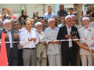 Hdp Şanlıurfa Milletvekili Osman Baydemir Suruç’taki Patlama Alanına Geldi