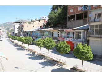 Şemdinli’de Kepenkler Açılmadı