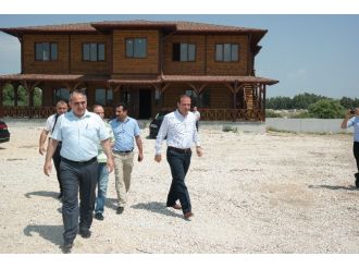 Ceyhan Belediyesi Yeni Park Bahçe Binası İnşaatı Tamamlanıyor