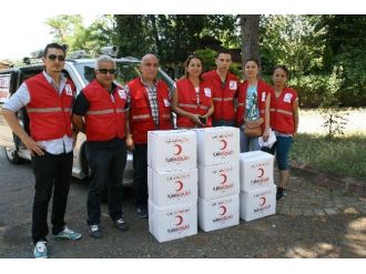 Heyelan Mağdurlarına Kızılaydan Gıda Yardımı