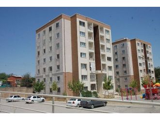 Suruç Bombacısı Olduğu İddia Edilen Şahsın Annesi Evi Terk Etti