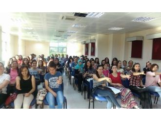 İşaret Dili Kursuna Yoğun İlgi