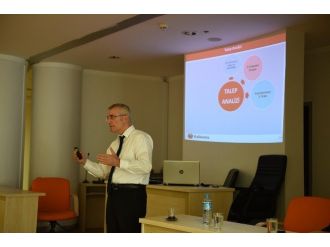 Hizmet İçi Eğitim Seminerleri Devam Ediyor