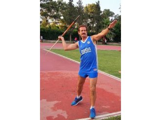 Büyükşehir Belediyesi Veteran Sporcusu İzmir’de