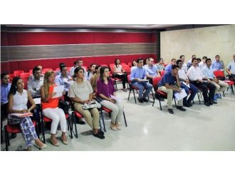 Büyükşehir Belediyesi Personeline Oryantasyon Eğitimi