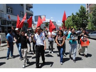 Fotoğrafı Simge Olan Günebakan Toprağa Verildi