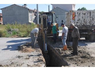 Bozüyük’te Alt Yapı Çalışmaları Devam Ediyor