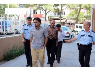 Çanakkale’de İranlı Tırnakçılar Yakandı