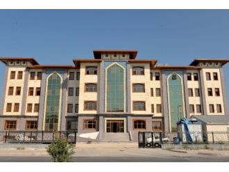 Toroslar Hükümet Konağı İnşaatı Sürüyor