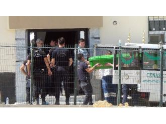 Şehit Polislerin Cenazeleri Adli Tıp Kurumuna Gönderildi