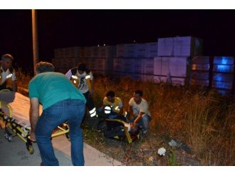 Otomobilini Tamir Ederken Başka Bir Araç Çarptı