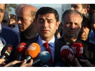 Hdp Eş Genel Başkanı Selahattin Demirtaş:
