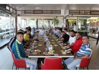 Karamürselli Güreşçiler Kırkpınar’a Doğru Yola Çıktı