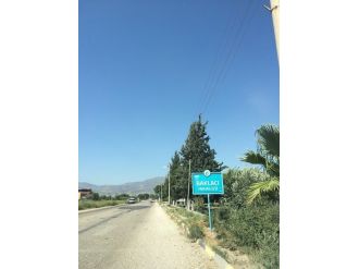 Alaşehir’de Mahalleye Dönen Köy Tabelaları Yenileniyor