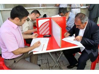 Kaymakam Ve Kurum Amirlerinden Kan Bağışı