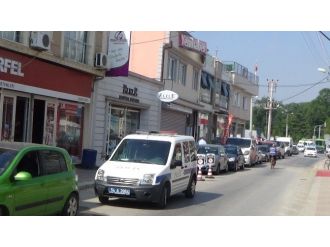 Şüpheli Çanta Polis Ekiplerini Harekete Geçirdi