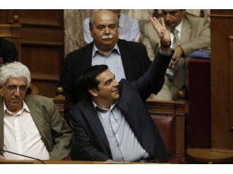 Yunan Parlamentosu’ndan Yeni Reformlara Onay