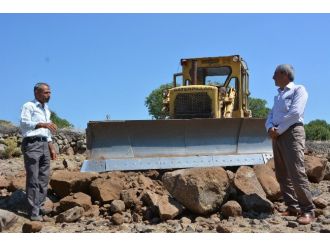 Yunusemre Belediyesinden Yol Yapım Çalışması