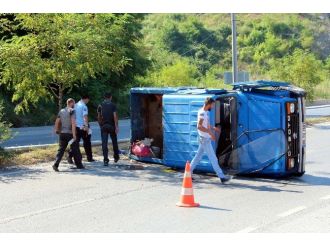 Zonguldak’ta Kamyonet Devrildi: 1 Yaralı