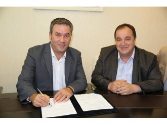 İzmir Büyükşehir’den Buca’ya 1.5 Milyon Liralık Temizlik Desteği