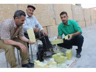 50 Yıldır Hem Kullanıyor Hem Satıyor