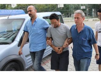 Çanta Çalan Iraklı Yakalandı