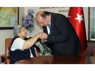 El Öptüren Protokol