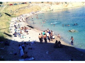Van Gölü Sahilleri Akdeniz’i Aratmıyor