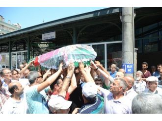 Suruç’daki Patlamada Hayatını Kaybeden Nuray Koçan Son Yolculuğuna Duvağıyla Uğurlandı