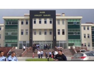 Kars Adliyesinde Silahlı Çatışma: 2 Yaralı