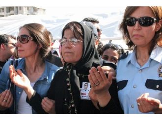 Şehit Annesinin Feryadı Yürek Dağladı