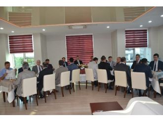 Tayinleri Çıkan Kaymakam Ve Vali Yardımcılarına Veda Yemeği Düzenlendi
