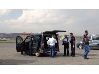 Kars’ta Dava Çıkışı Silahlı Saldırı: 2 Yaralı