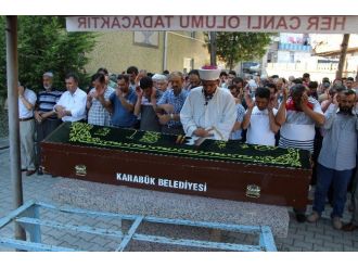 Banyoda Elektrik Akımına Kapılan Şahıs Toprağa Verildi