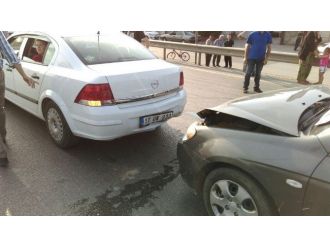 D-100’de Zincirleme Trafik Kazası: 1 Yaralı