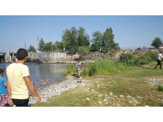 Serinlemek İçin Girdiği Gölette Boğuldu