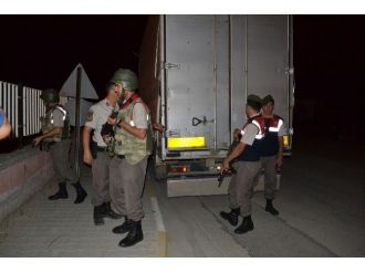 Jandarmadan Silahlı Şahsa Operasyon