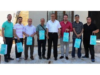 Başkan Karaçoban’dan Gazetecilere Jest