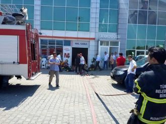 Akçakoca’da Süpermarkette Yangın