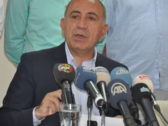 Tekin: Türkiye’de Bir Yangın Var Bu Ortamda Erken Seçim Ülkeye Yarar Sağlamaz”